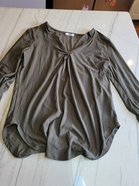 Ardene Olive Green Twist-Front Long Sleeve Tee